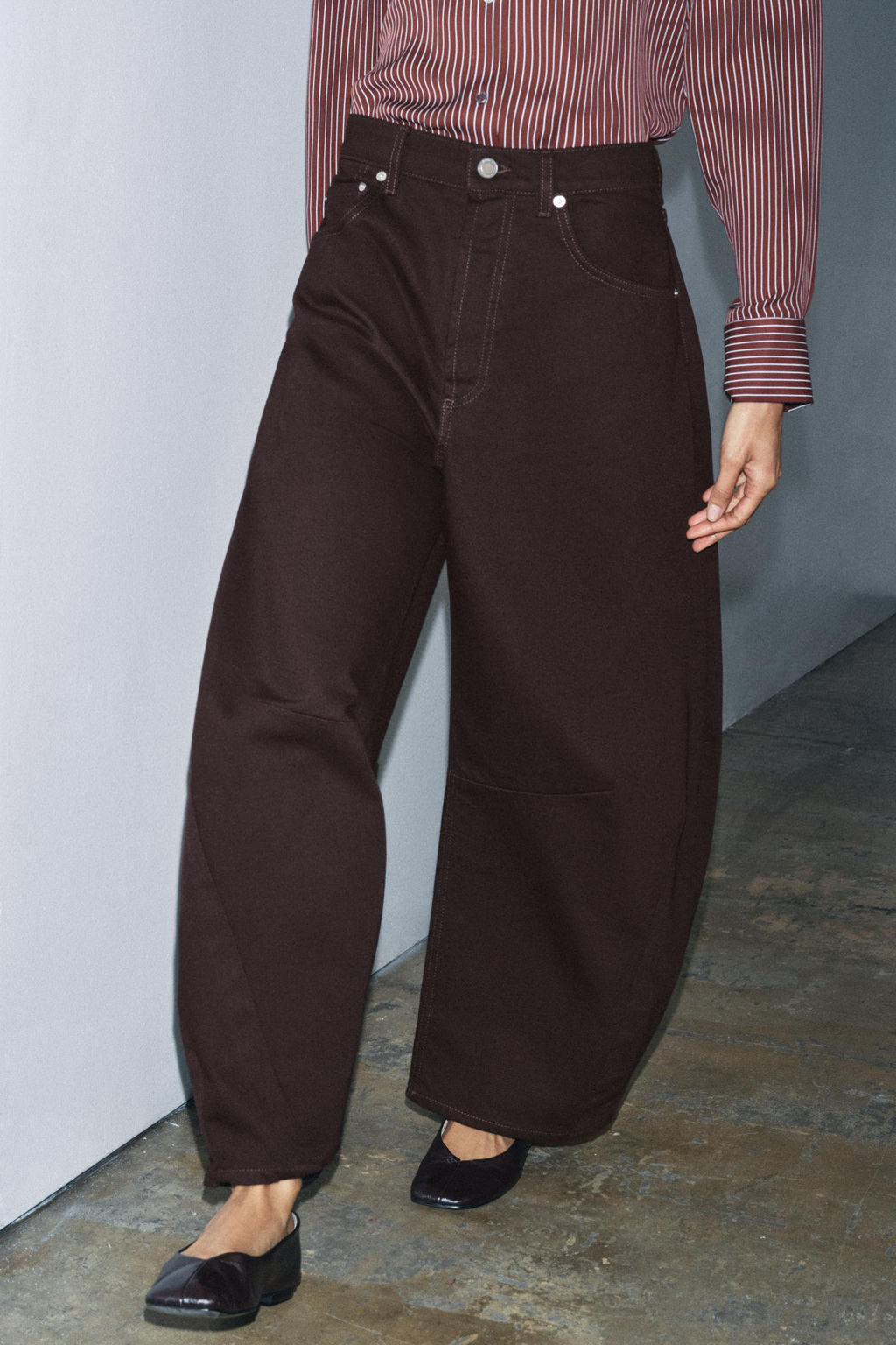 ZW COLLECTION MID-WAIST BALLOON JEANS - Zara фото 4