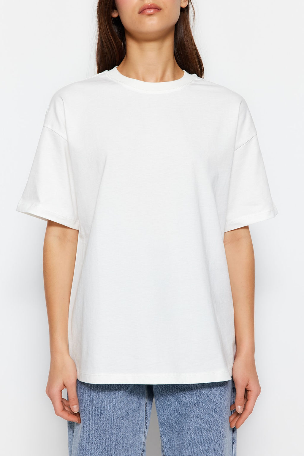 TRENDYOLMILLA Limited Edition Tas %100 Pamuk S?rt Bask?l? Relaxed/Genis Rahat Kesim Orme T-Shirt TWOSS23TS00374 фото 4