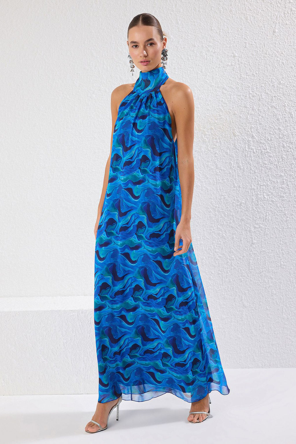 TRENDYOLMILLA Cok Renkli Soyut Desenli Astarl? Sifon Dokuma Uzun S?k Abiye Elbise TPRSS25AE00126 фото 7