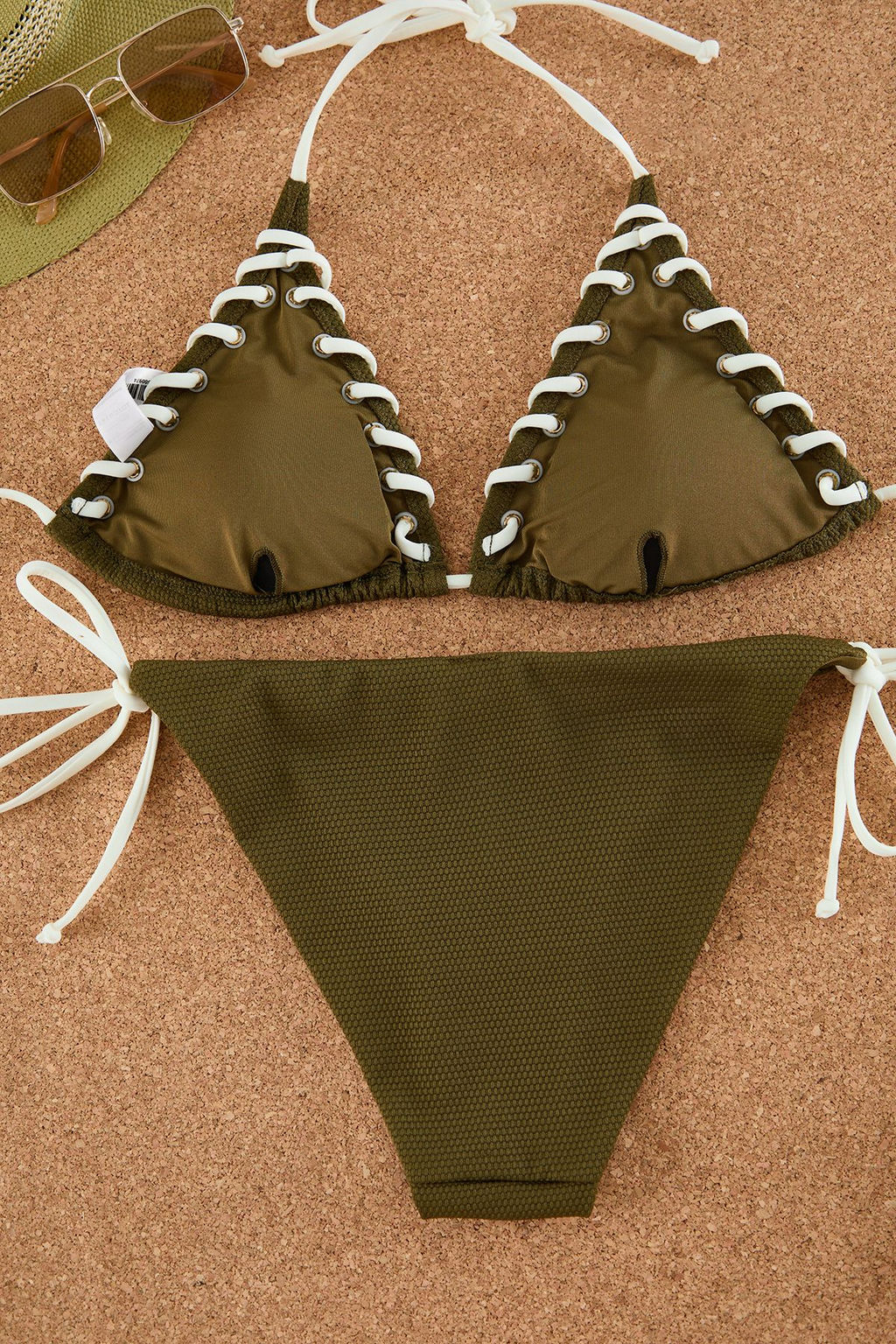 TRENDYOLMILLA Ekru Ucgen Kontrast Renk Biyeli Regular Bikini Tak?m? TBESS25BT00045  фото 10