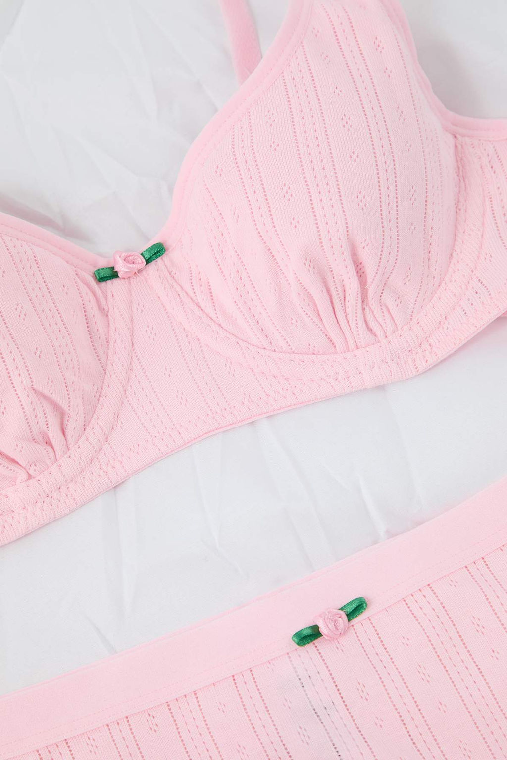 Ac?k Pembe Kaskorse Cicek Aplike Duz Kaps?z Ic Camas?r? Tak?m? THMAW26CC00003 - Trendyolmilla фото 6