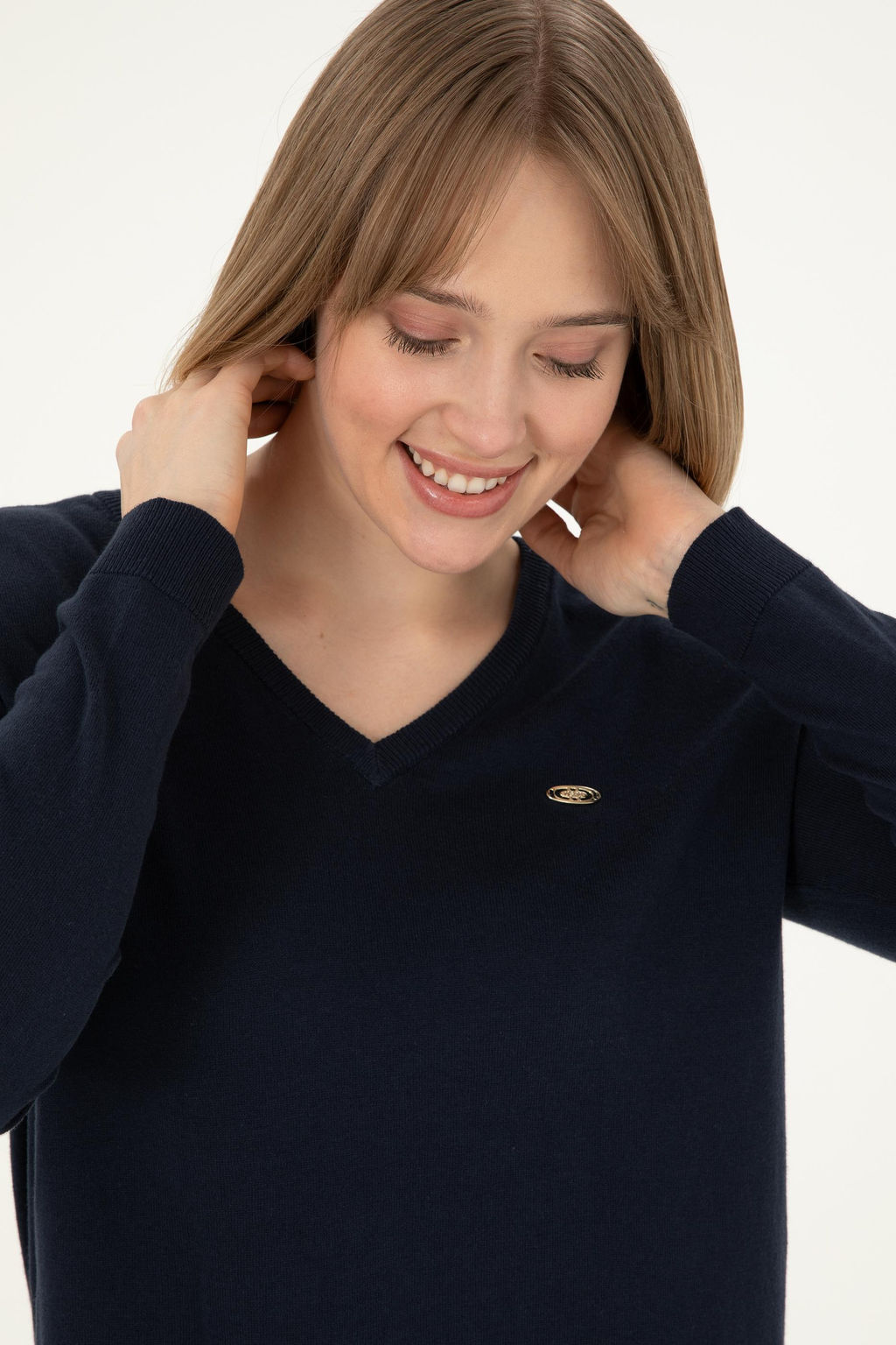 Женский базовый свитер темно-синего цвета с v-образным вырезом Неожиданная скидка в корзине - U.s. polo assn фото 2