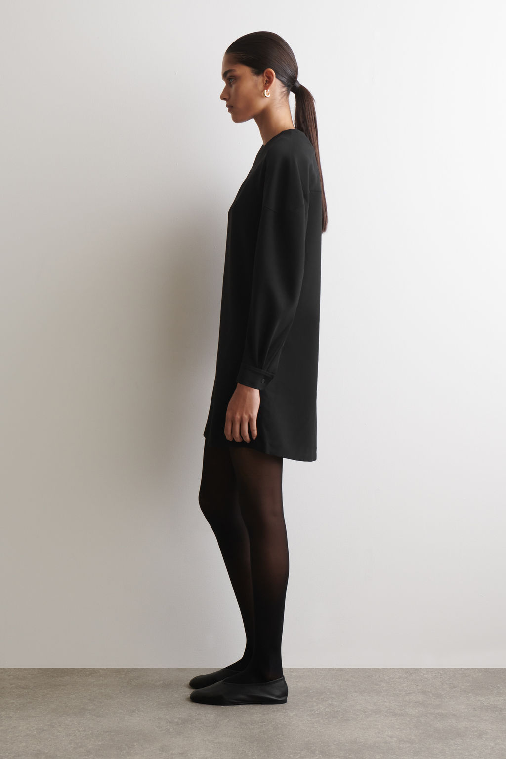 VESTIDO CORTO ESTRUCTURADO DE MANGA LARGA - H&m фото 3
