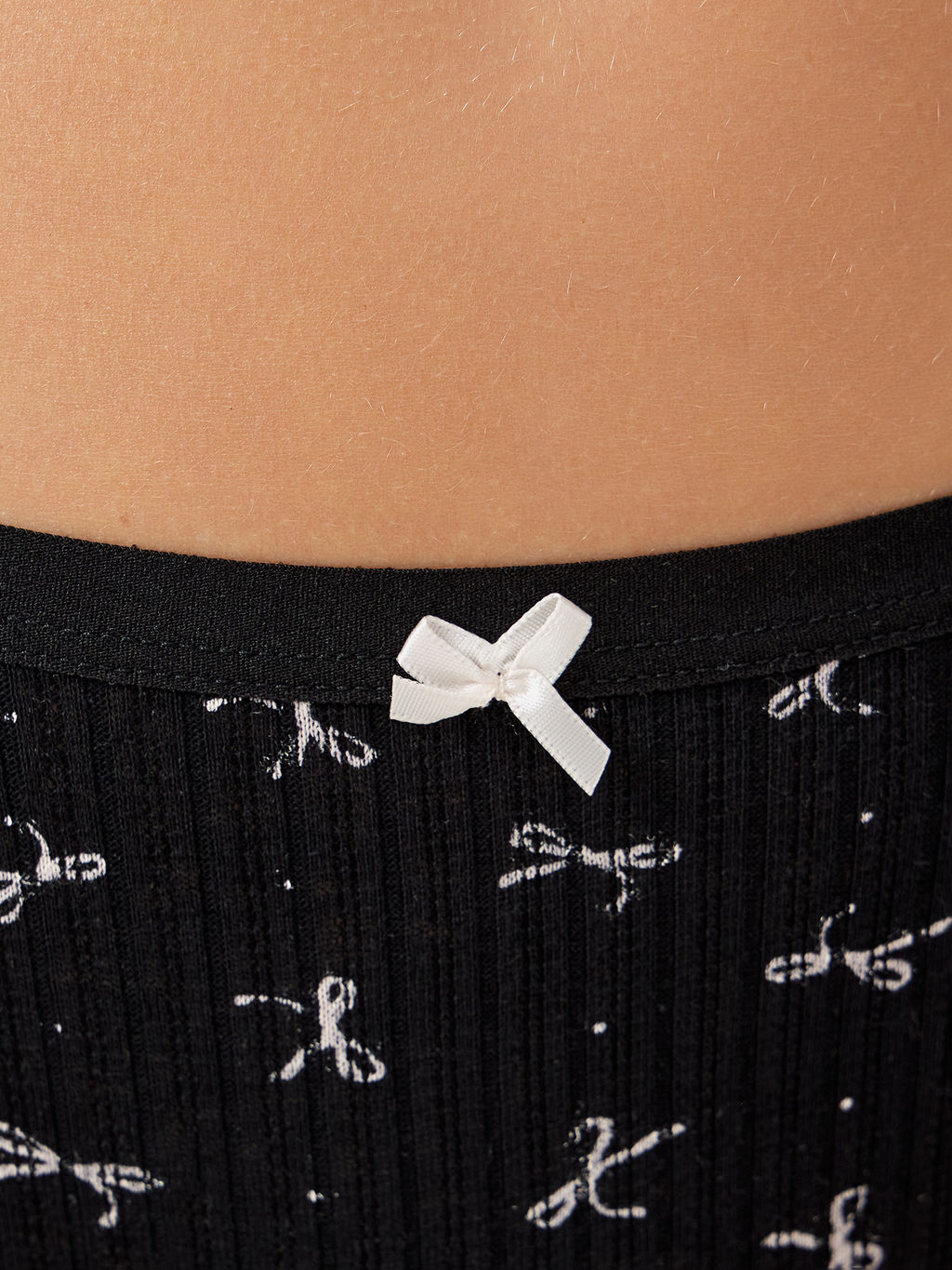 Цена за 2 штуки! Трусы слипы женские черные с бантиками - Mark formelle фото 5