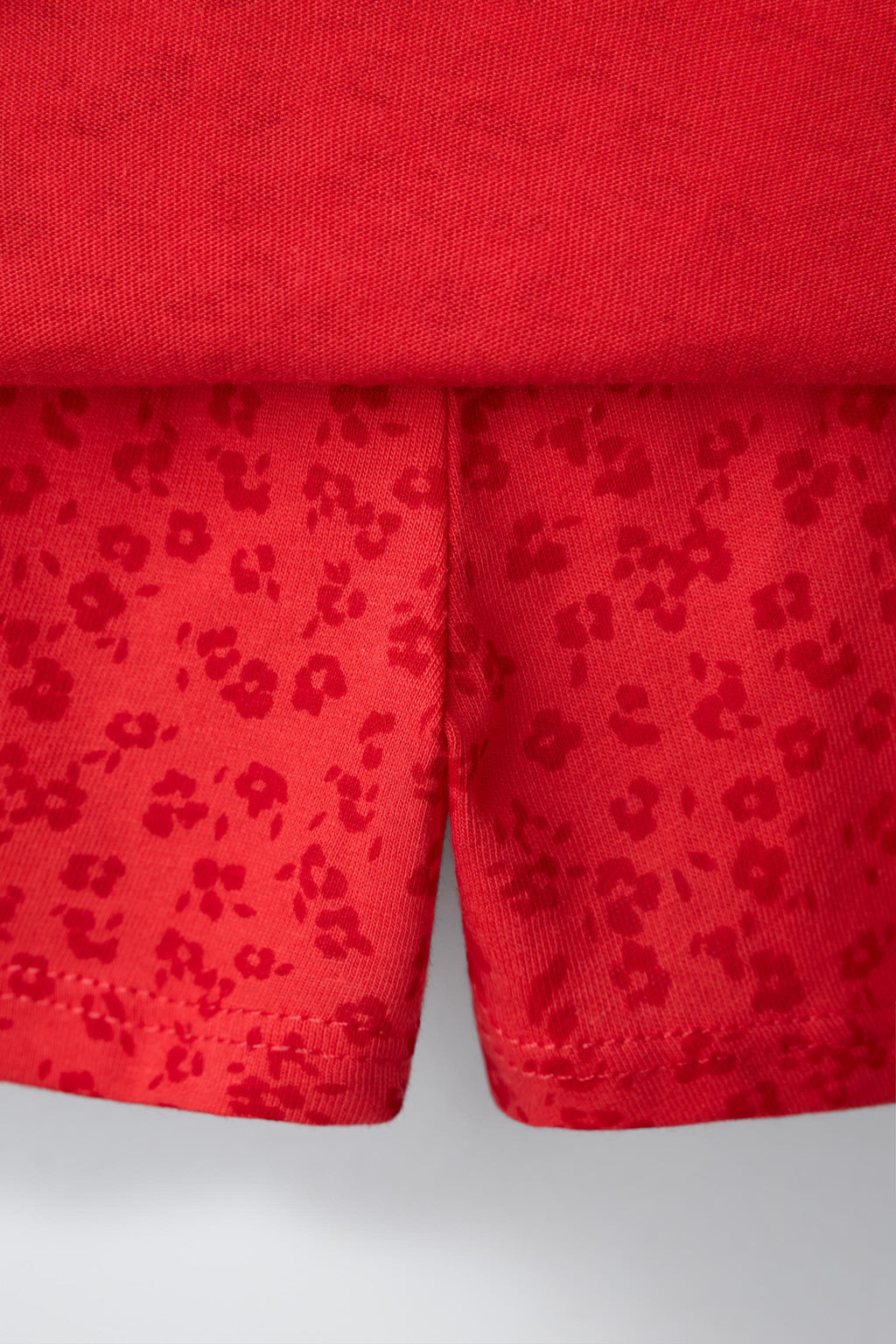 FALDA BERMUDA FLORES / Rojo - Zara фото 4