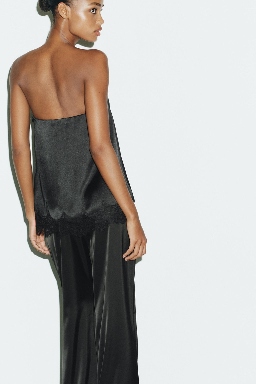 SATIN TOP WITH LACE TRIM - Zara фото 4