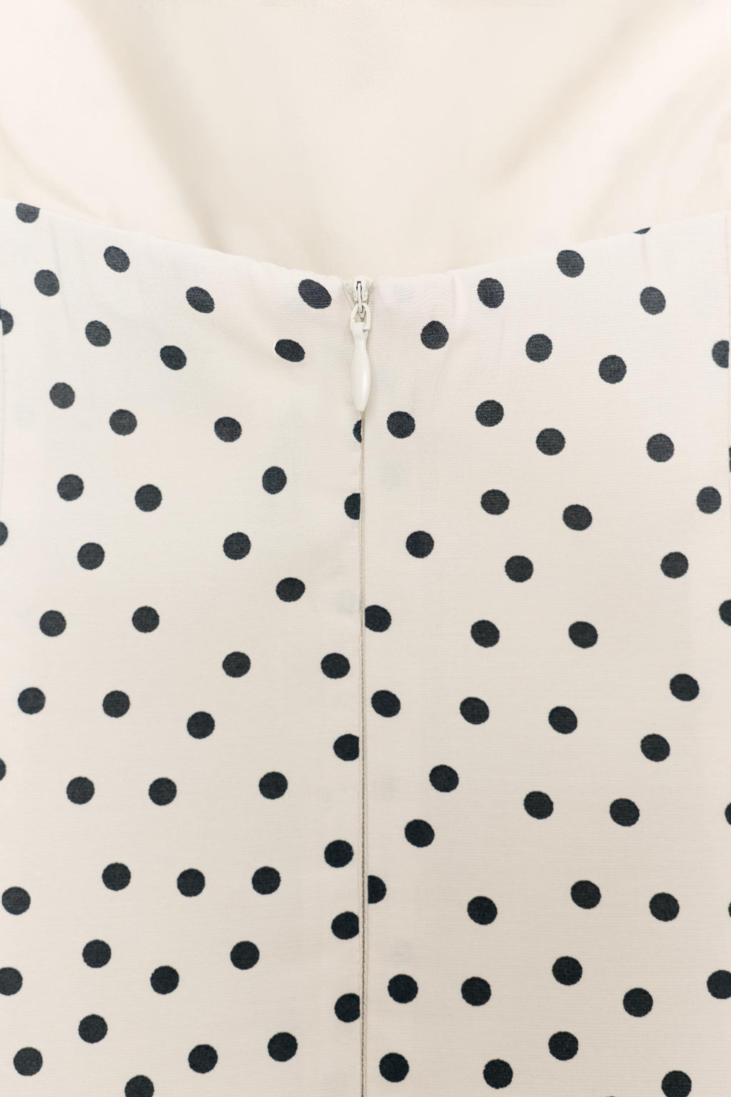 VESTIDO MIDI LUNARES / Blanco / Negro - Zara фото 6