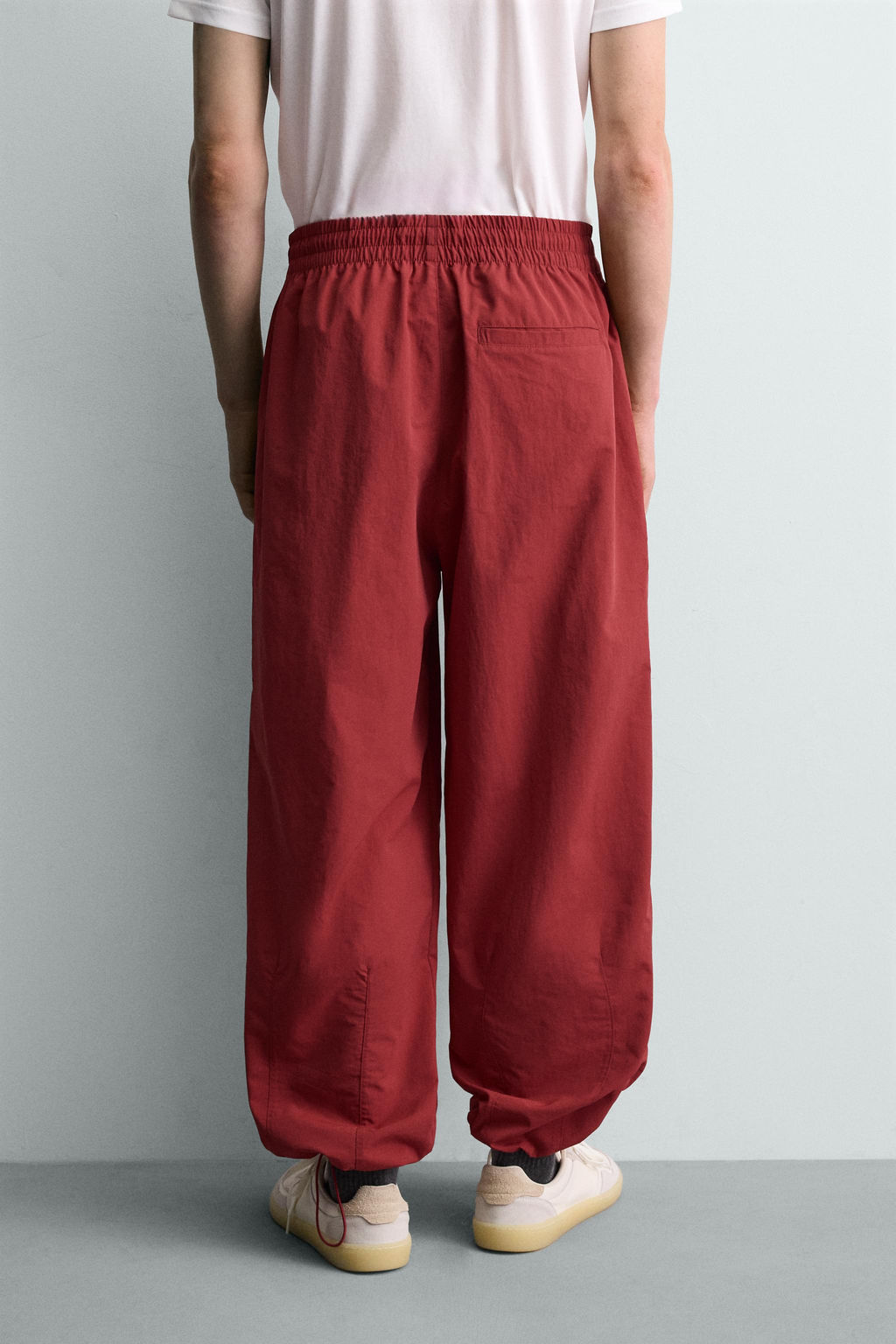 PANTAL?N JOGGER T?CNICO BANDAS CONTRASTE / Rojo - Zara фото 12