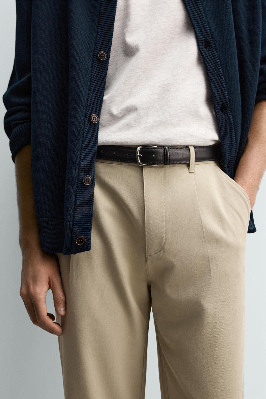 PANTAL?N STRAIGHT FIT CONFORT / Beige