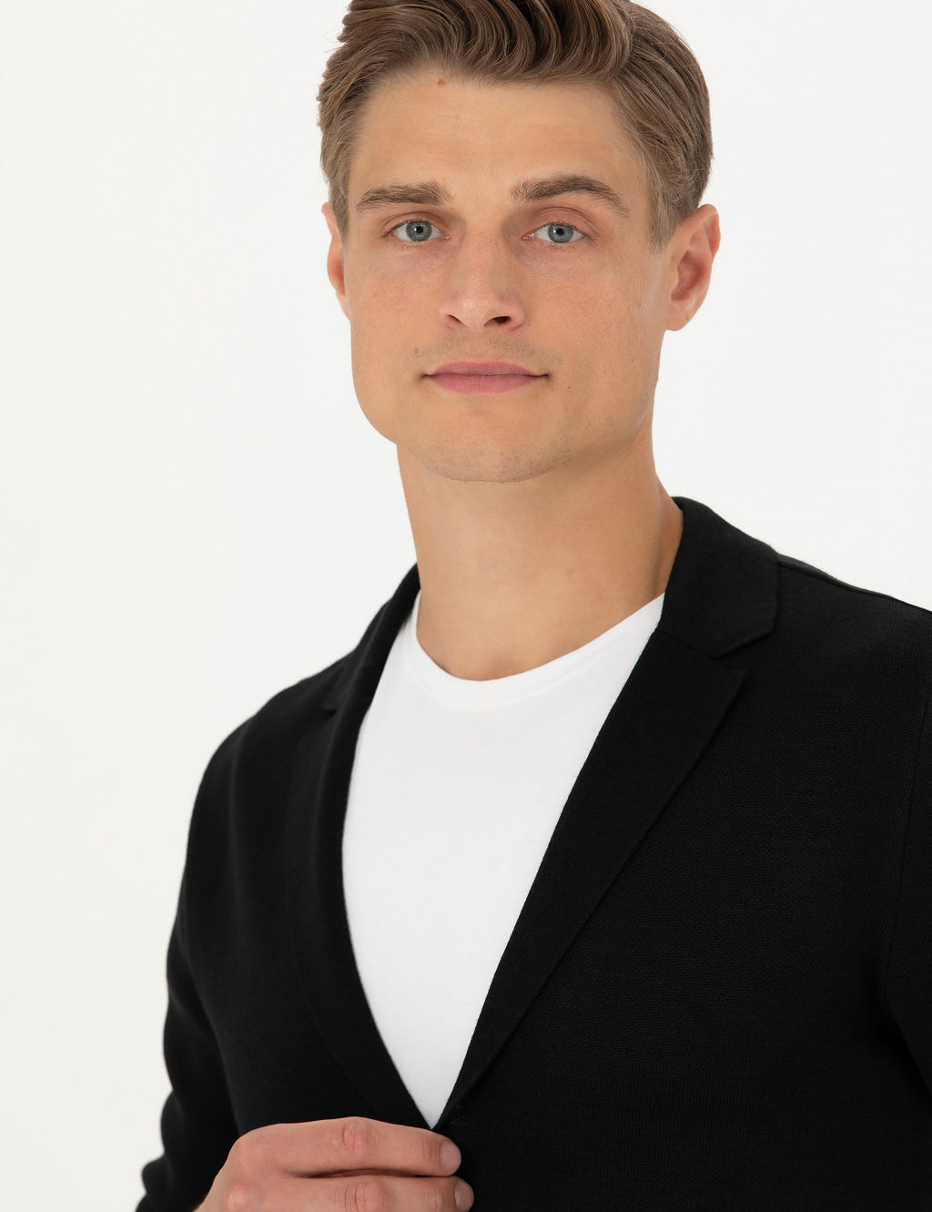 Черный трикотажный кардиган приталенного кроя с v-образным вырезом - Cacharel фото 2