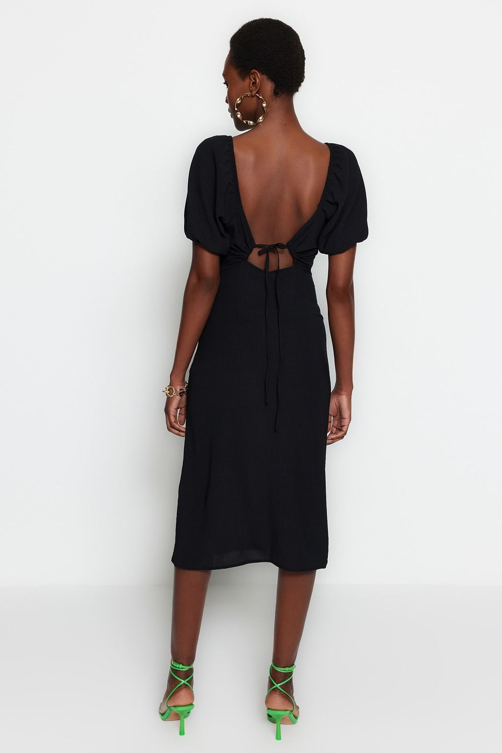 Haki Vucuda Oturan Y?rtmacl? S?rt Detayl? Midi Dokuma Dokuma Elbise TWOSS23EL01164 - Trendyolmilla фото 14