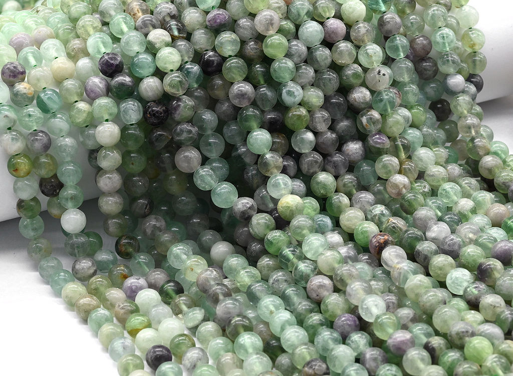 Флюорит бусины зеленого цвета шарик 8мм, 38см, 49 бусин Радуга камня