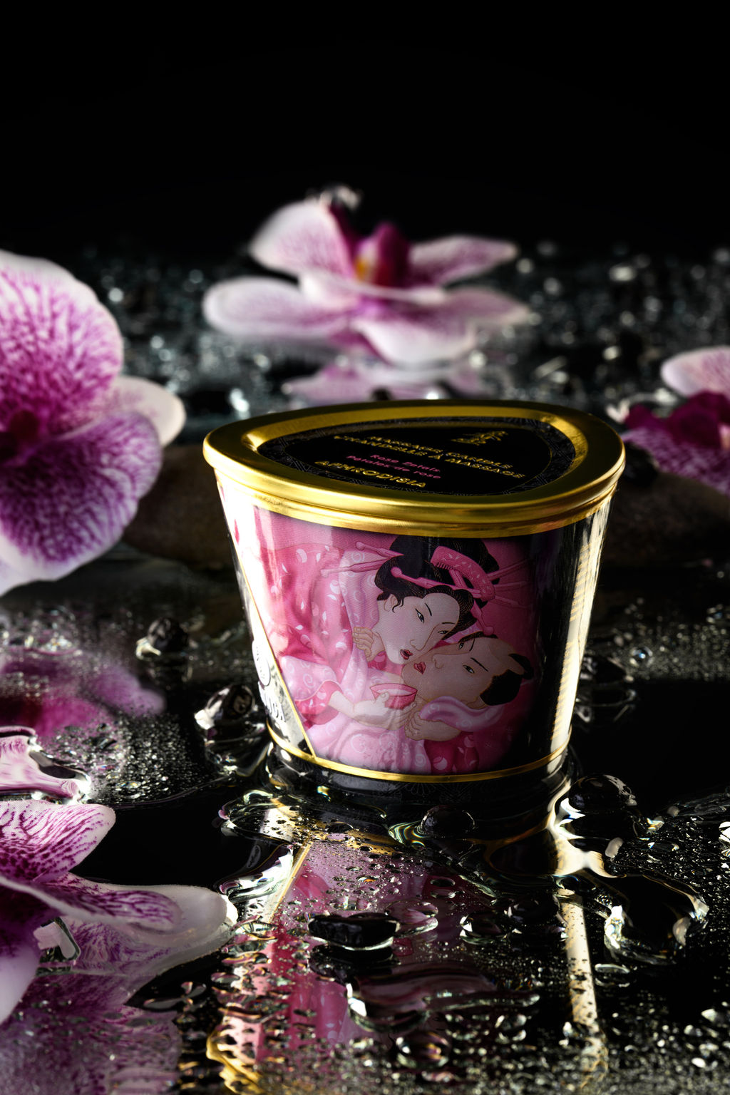 Массажное аромамасло в виде свечи Shunga Афродизия. Лепестки роз (Aphrodisia. Rose Petals), 170 мл