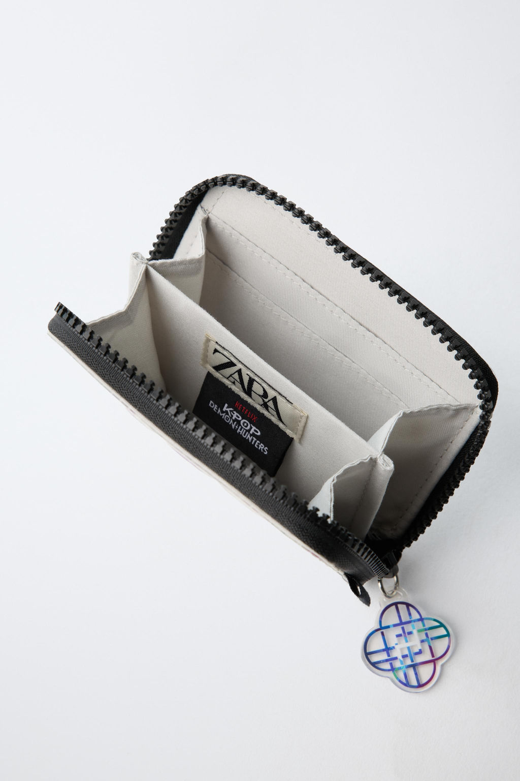 CARTERA KPOP DEMON HUNTERS NETFLIX / Gris - Zara фото 4