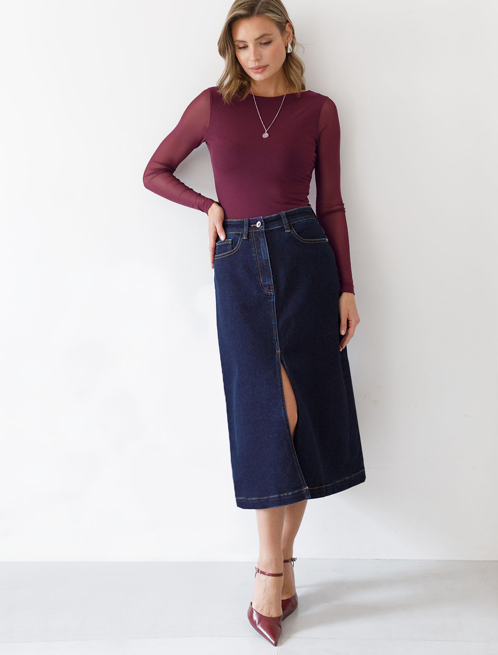 Юбка джинсовая Vilatte D56.122 хлопок с полиэстером темно-синий  фото 3