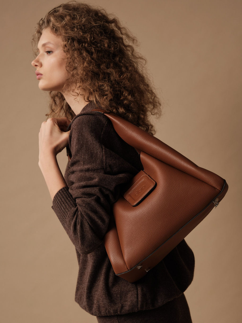 Кожаная сумка Lola DBR 31013 коричневый фундук  фото 8