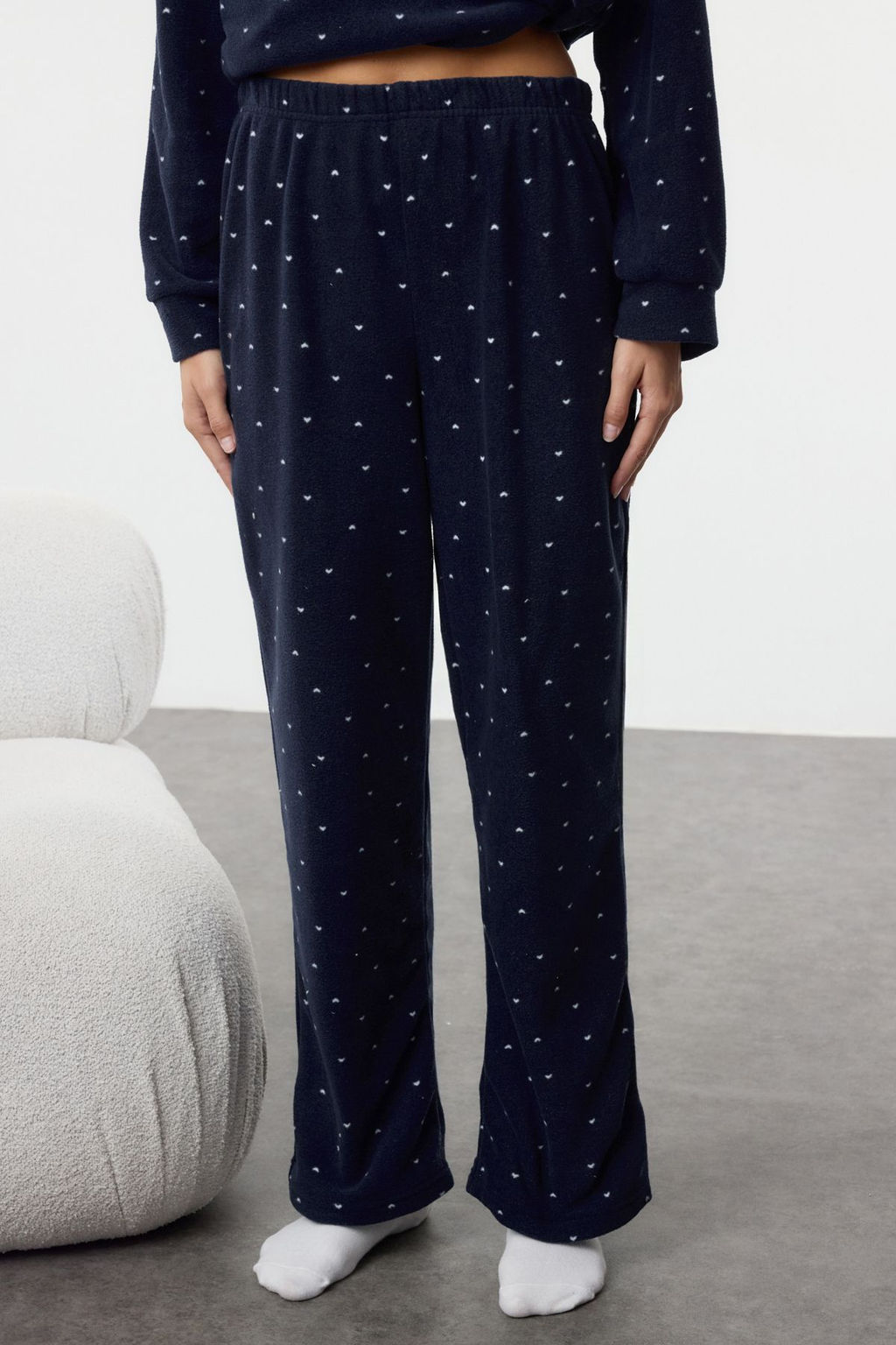 Trendyolmilla Lacivert Kalpli Baglama Detayl? Polar K?sl?k Orme Pijama Tak?m? THMAW25PT00139