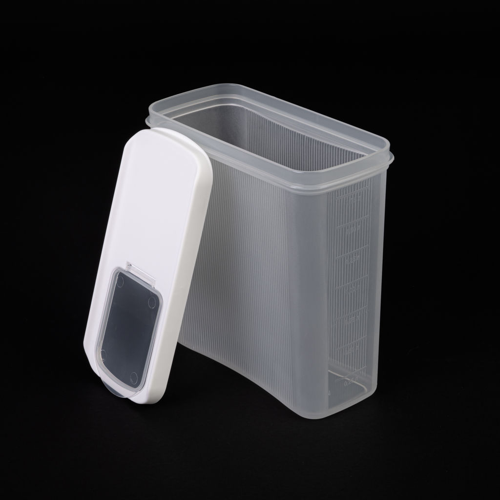 Цена за 2 шт. Емкость для сыпучих продуктов "Лайн" 2л (белый) М9005