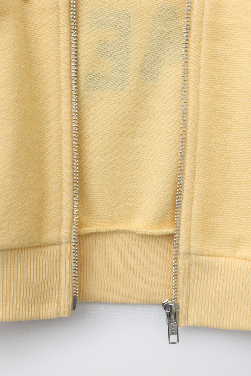 SUDADERA CAPUCHA ESTAMPADO / Amarillo - Zara фото 4