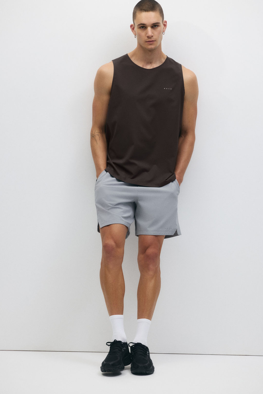 Camiseta de deporte con DryMove Regular Fit - H&m фото 9