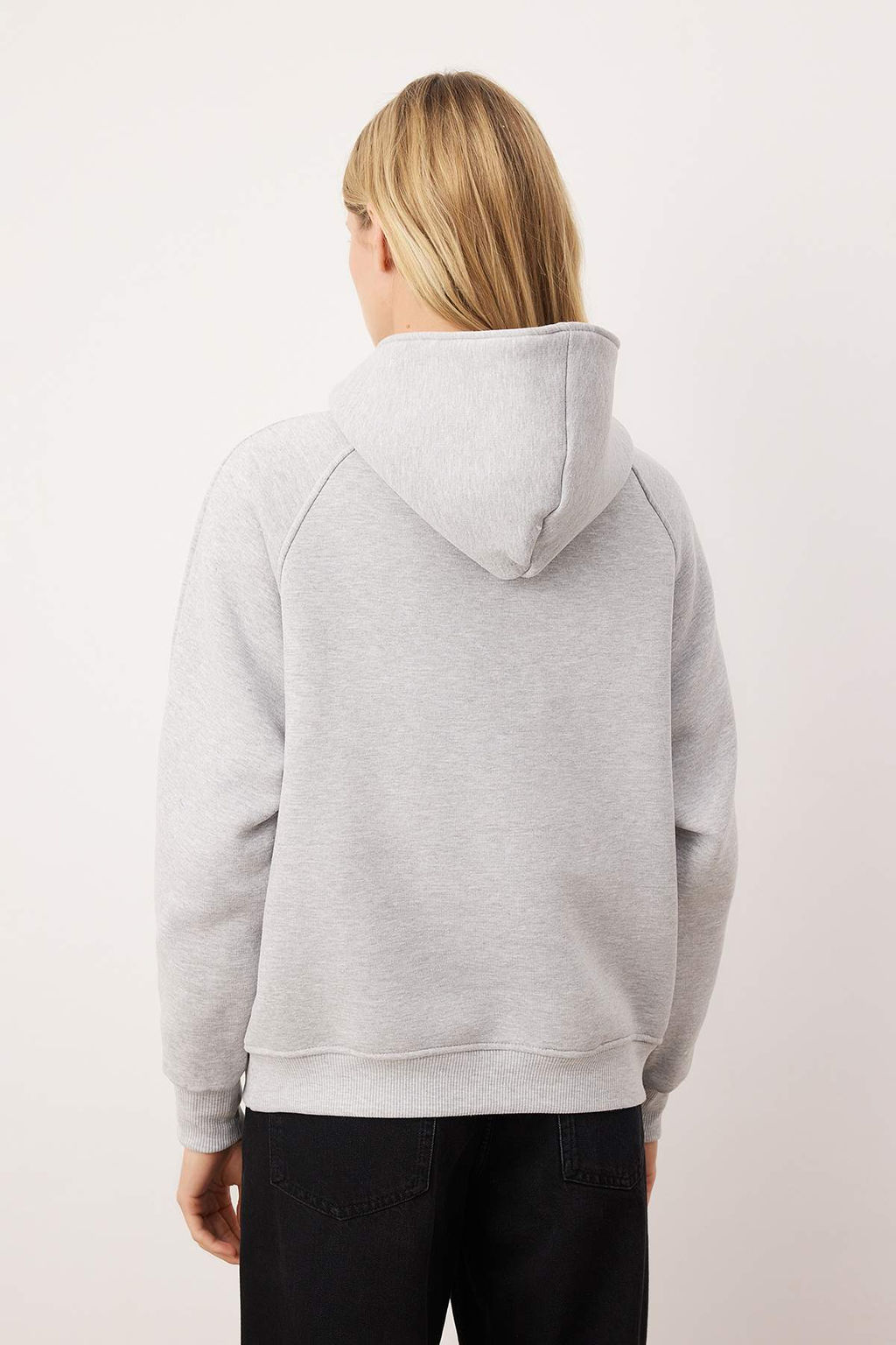 Kahverengi Yar?m Pat Fermuarl? Dikis Detayl? Oversize/Genis Kal?p Orme Sweatshirt TWOAW26SW00222 - Trendyolmilla фото 8