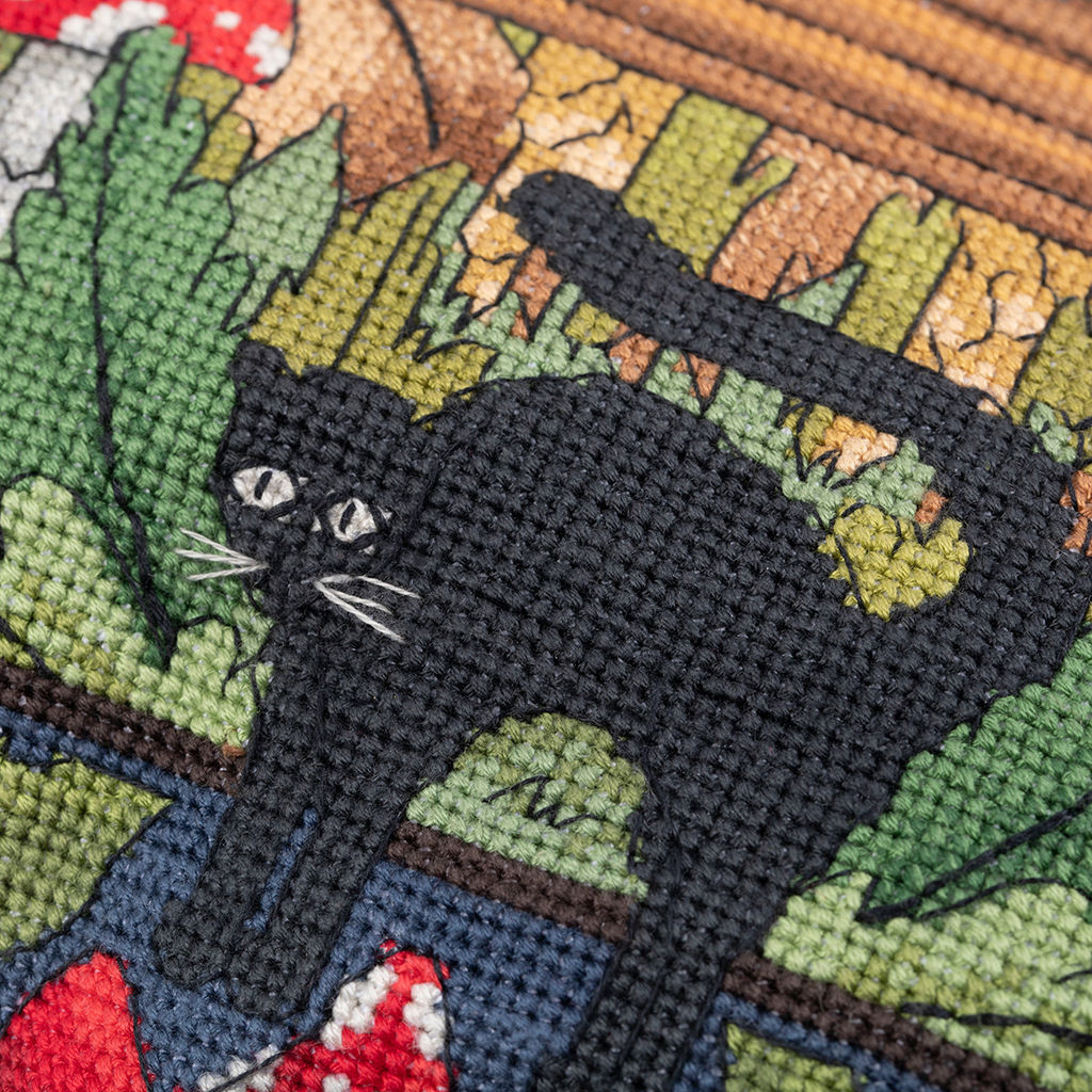 Набор для вышивания PANNA Золотая серия PD-7446 Подушка. Избушка Бабы Яги 40 х 40 см