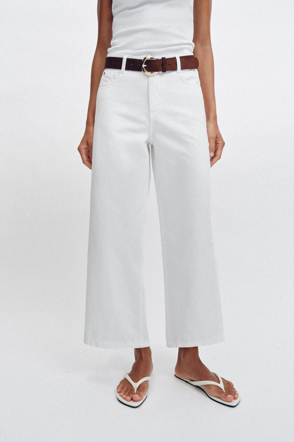 JEANS WIDE LEG CROPPED TIRO ALTO CINTUR?N / Blanco