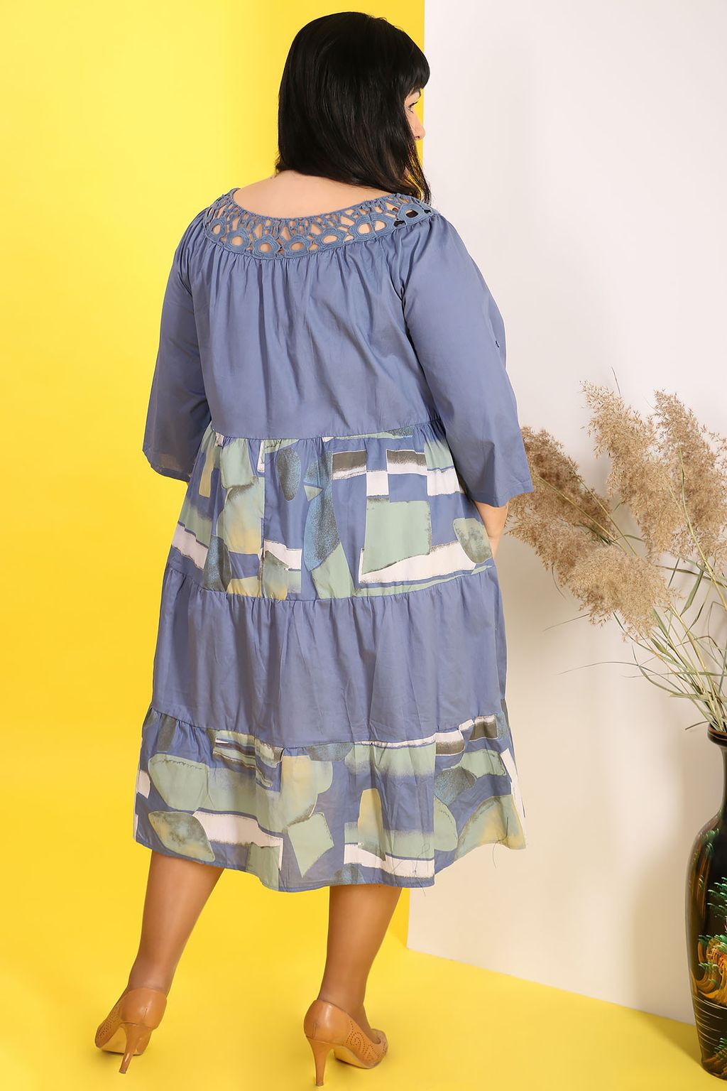 Свободное летнее платье для полных - Almond фото 2