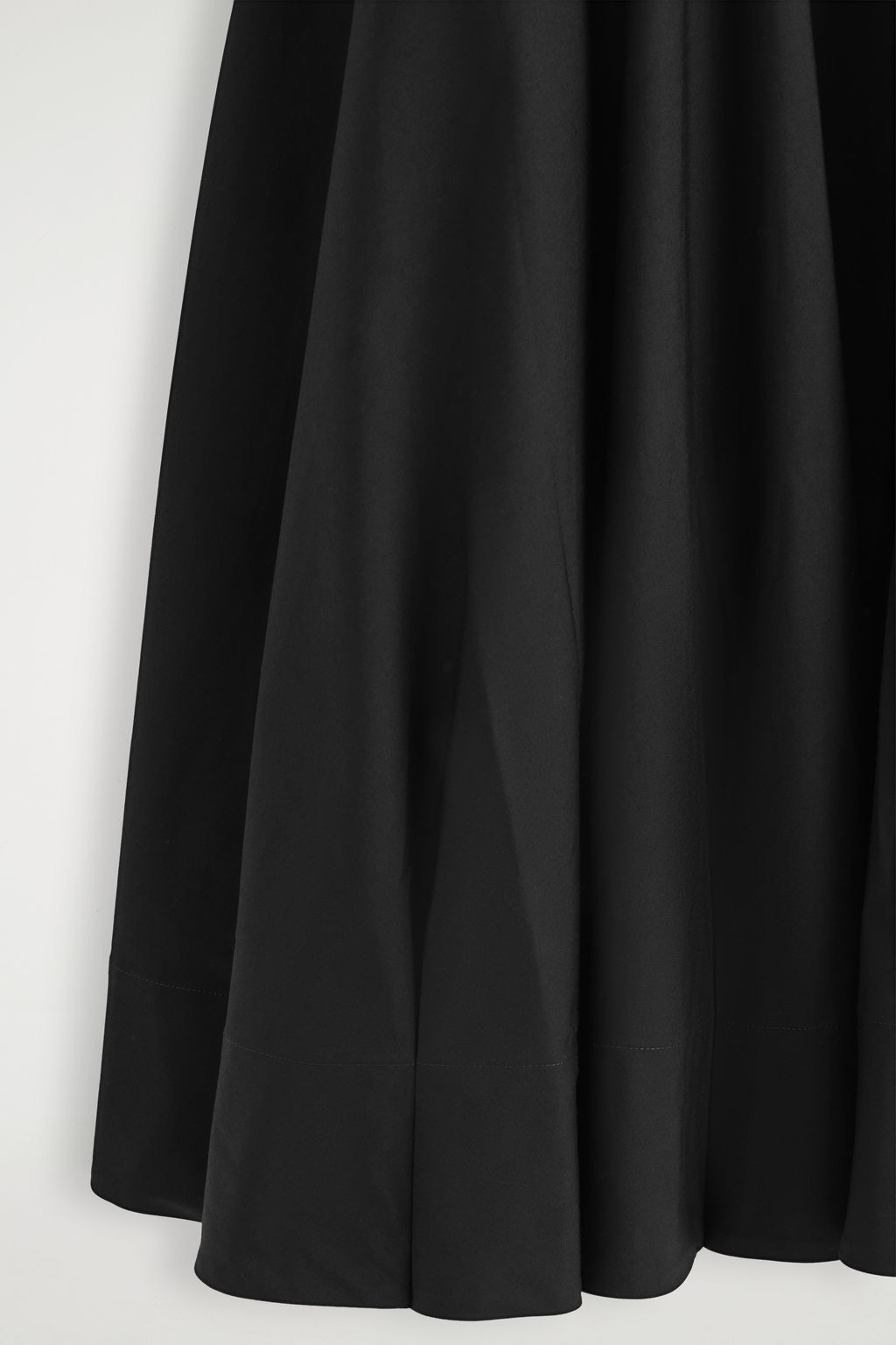 VESTIDO EVAS? DE ALGOD?N CON CUELLO BARCO