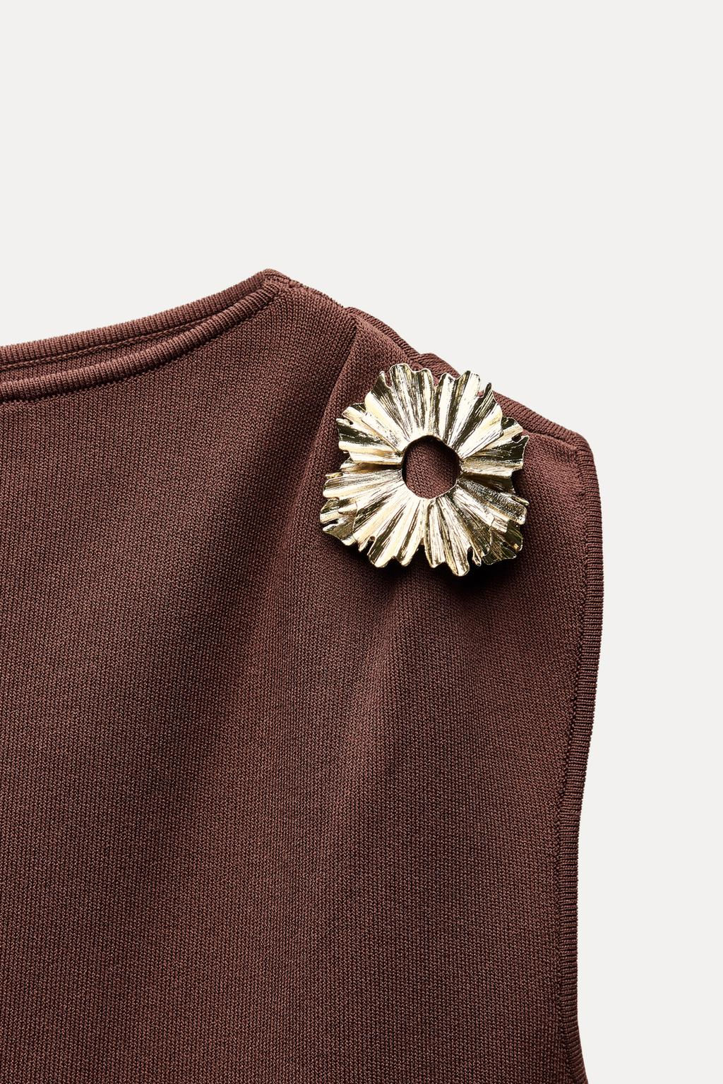 KNIT MIDI DRESS WITH GOLD APPLIQUE - Zara фото 5