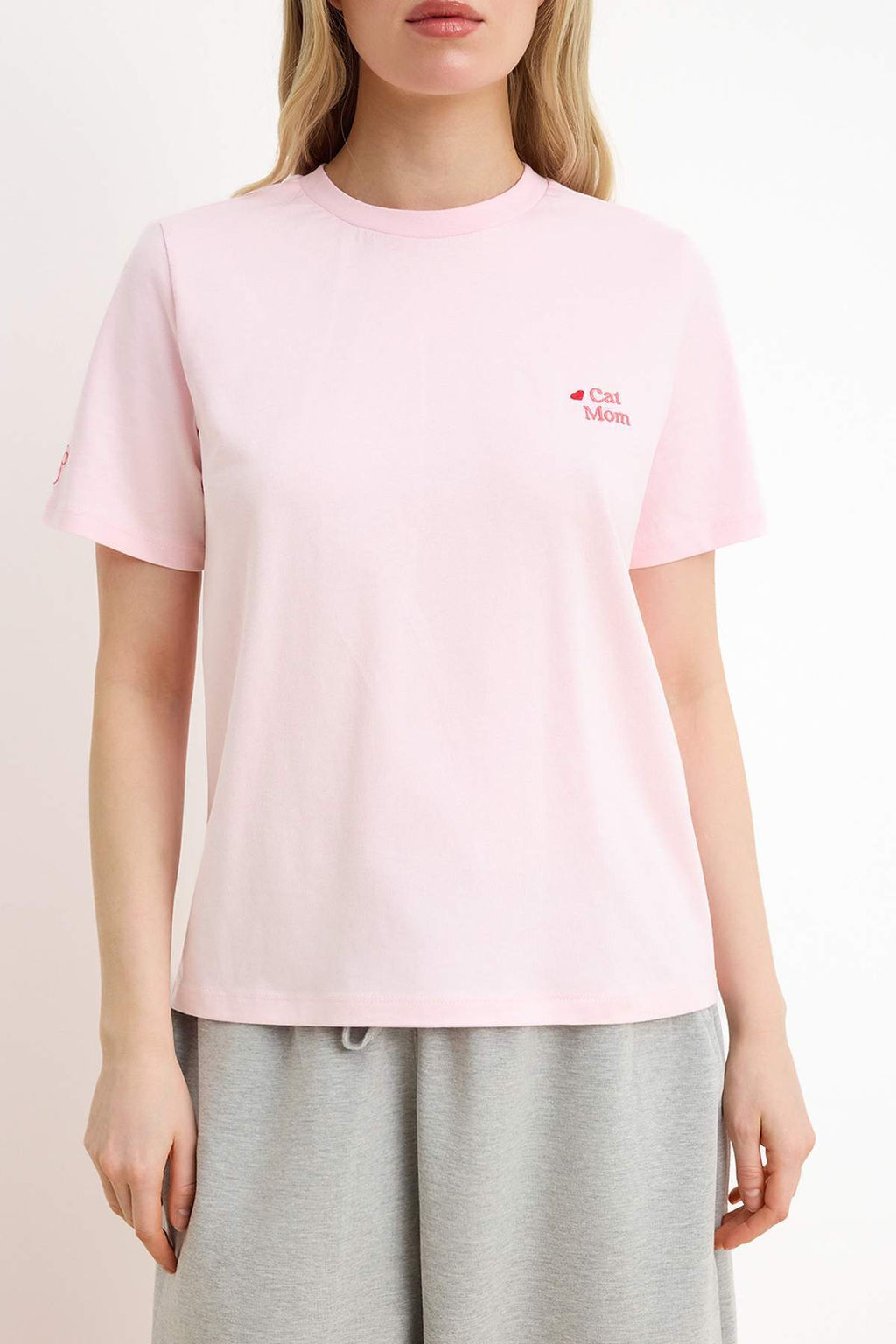 Ac?k Pembe Nak?sl? / Islemeli Regular/Normal Kal?p Tok %100 Pamuk Orme T-Shirt TWOSS26TS00144 - Trendyolmilla фото 3
