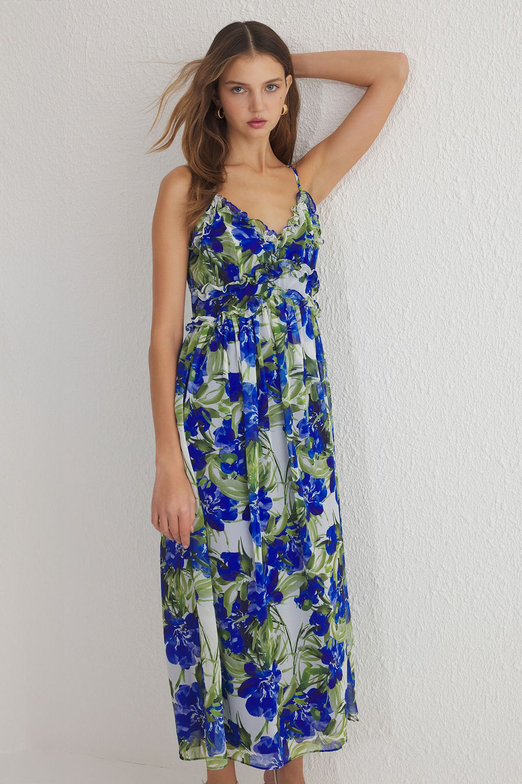 TRENDYOLMILLA Ekru Cicek Desenli A-Kesim F?rf?r Detayl? Astarl? Sifon Maxi Dokuma Elbise TWOSS23EL02013 фото 49