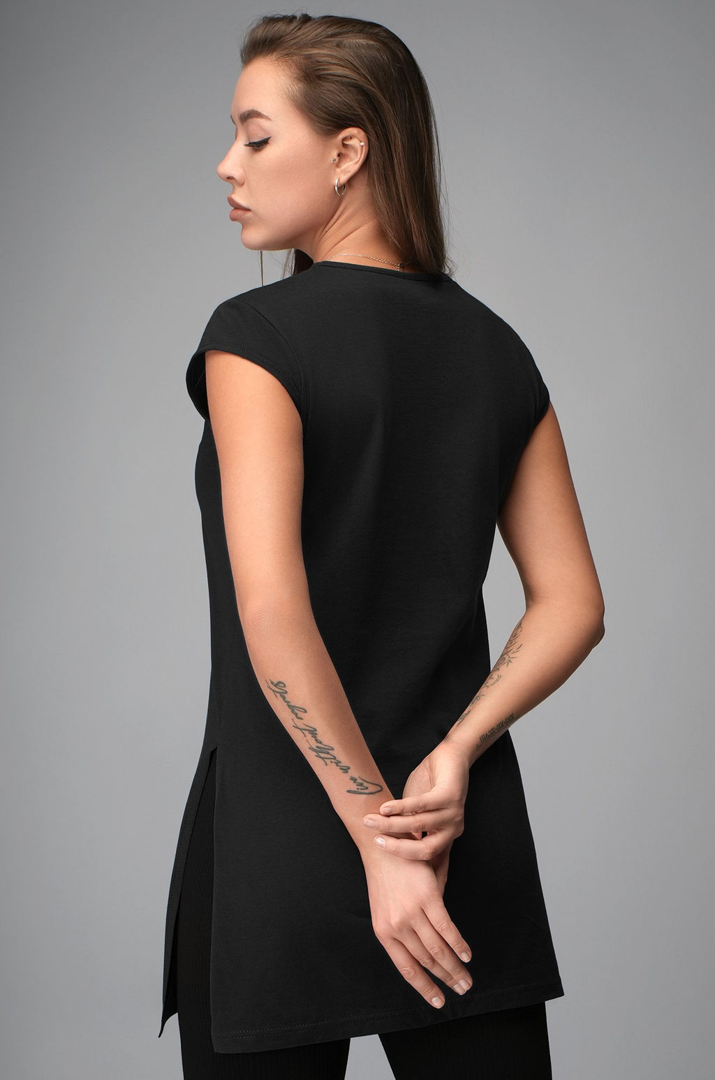 Женская футболка-туника с разрезами по бокам Happyfox