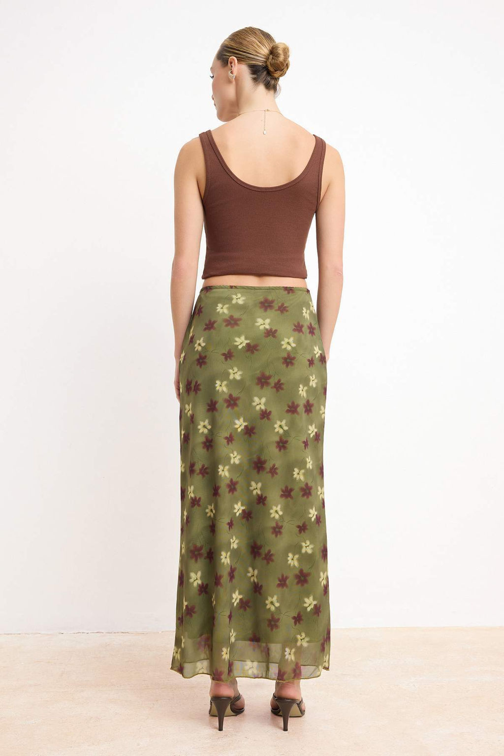 Haki Soyut Desenli Tul Dantel detayl? Esnek Etek TWOSS25ET00153Etek TWOSS25ET00153