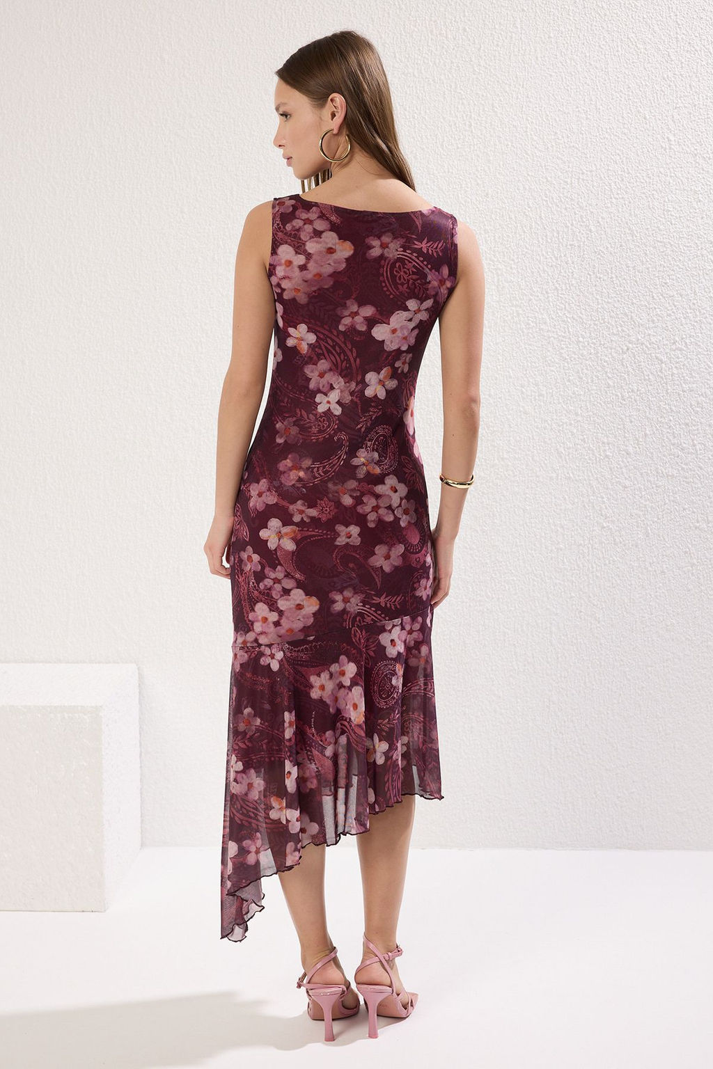 TRENDYOLMILLA Cok Renkli Asimetrik Bodycone/Vucuda Oturan Midi Orme Elbise TWOSS25EL00227 фото 9