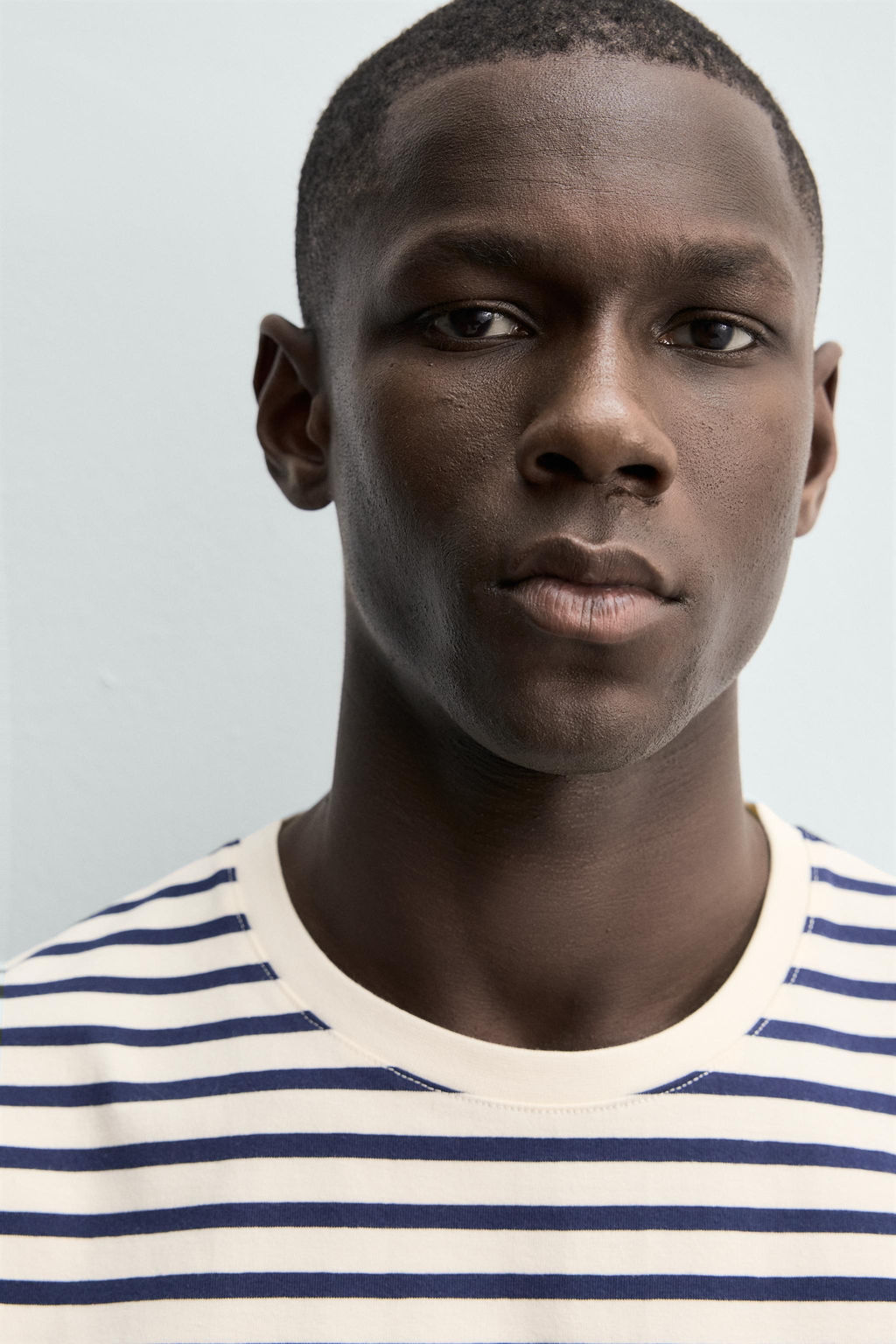 CAMISETA MEDIUM WEIGHT B?SICA /02 / Blanco / Marino - Zara фото 5