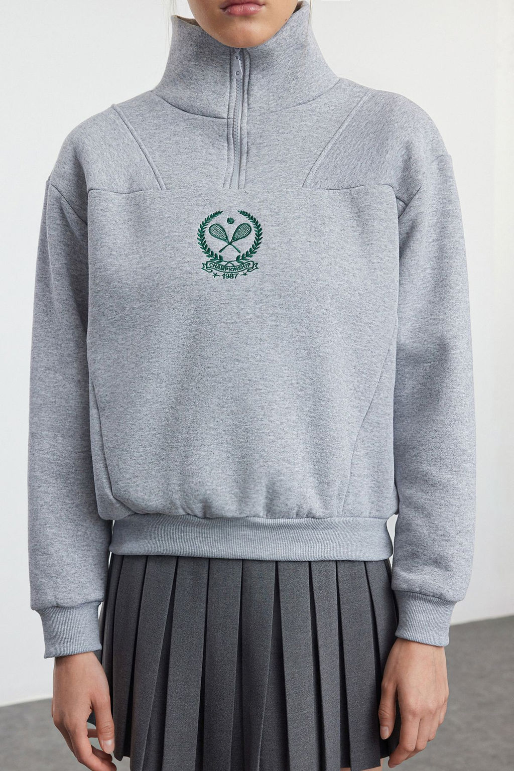 TRENDYOLMILLA Gri Melanj Nak?sl? Regular Kal?p Kal?n Ici Polarl? Fermuarl? Yaka Orme Sweatshirt TWOAW25SW00125  фото 3