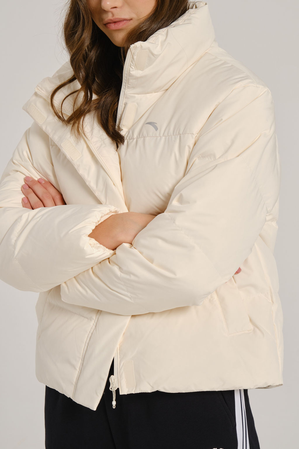 Пуховик короткий Бежевый TRN Down Jacket - Anta фото 2