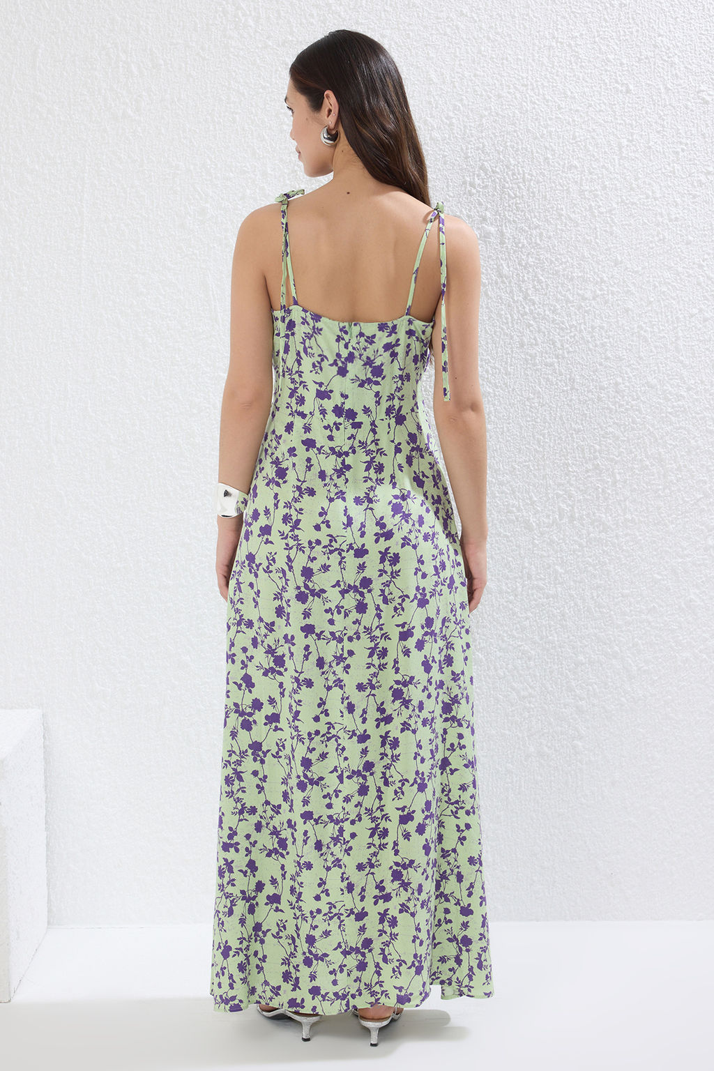 Yesil Animal A Kesim Y?rtmacl? Maxi Dokuma Elbise TWOSS23EL01892