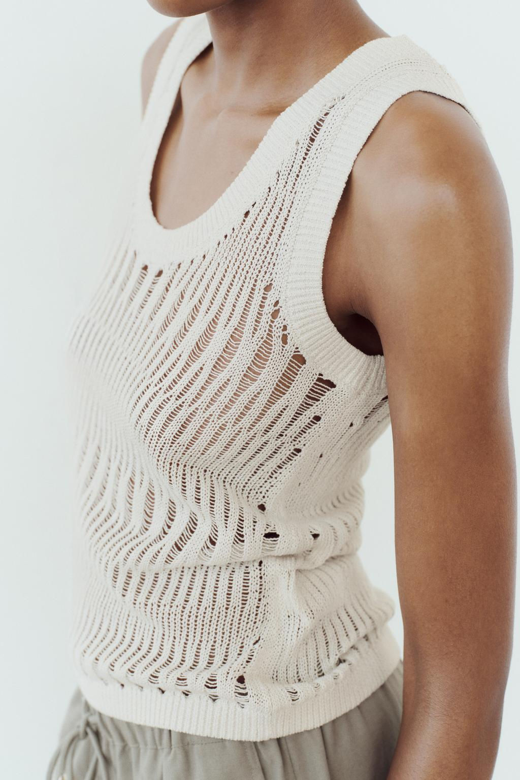 SLEEVELESS METALLIC THREAD KNIT TOP - Zara фото 3