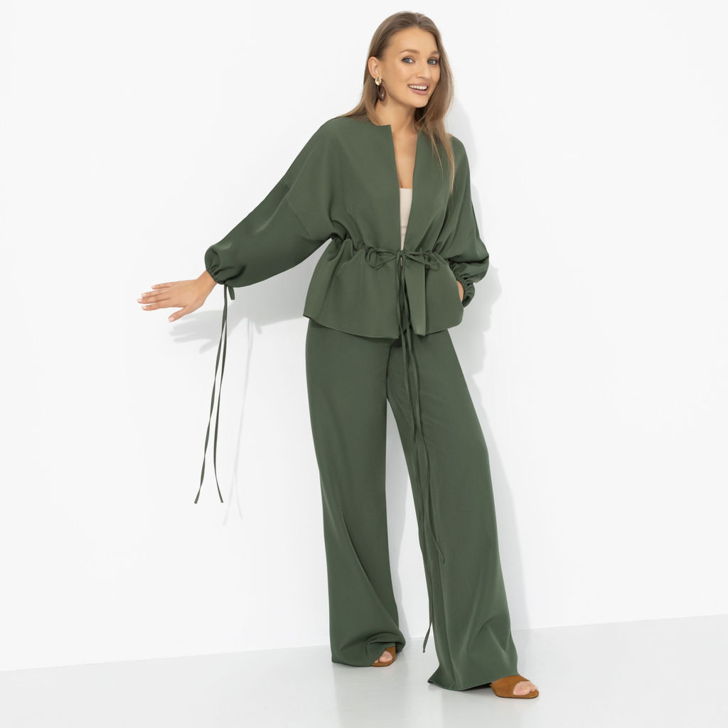 Брючный костюм для нескучного офиса, Серьезная леди (2 в 1, хаки) - Charutti фото 6