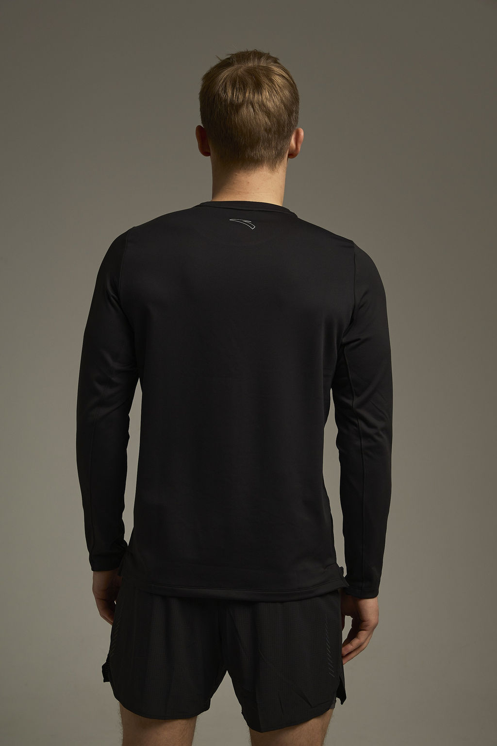 Лонгслив Черный - Anta фото 3