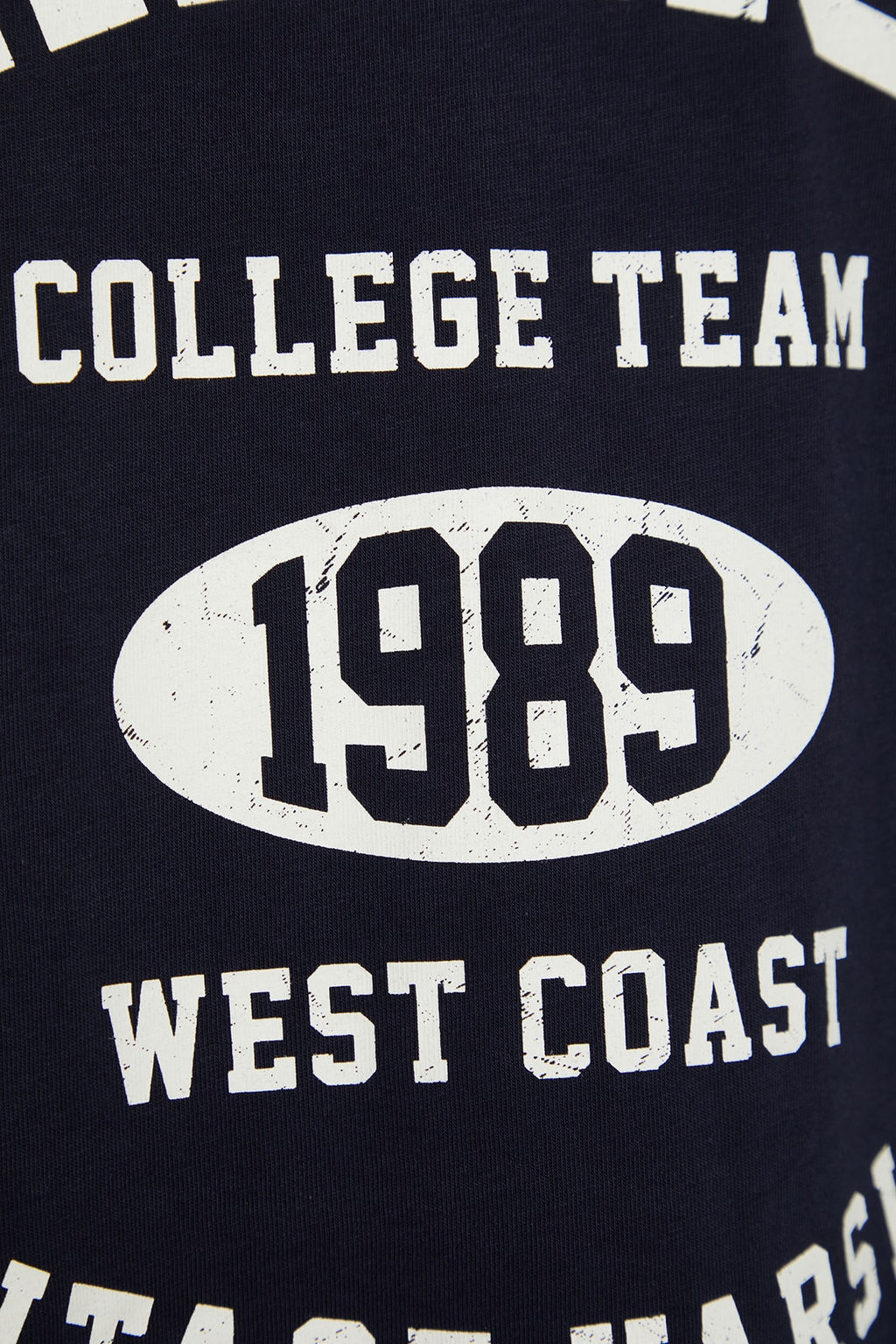 Lacivert Oversize/Genis Kesim Sehir Bask?l? %100 Pamuk Kolsuz T-Shirt/Atlet TMNSS23AL00008