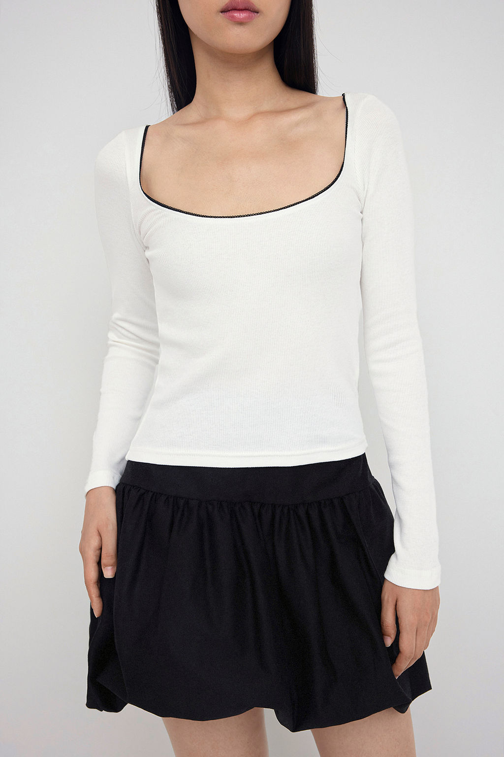 Teen Ekru Renk Bloklu Kroseta Detayl? Slim/Vucuda Oturan Orme Bluz TWOAW26BZ00085