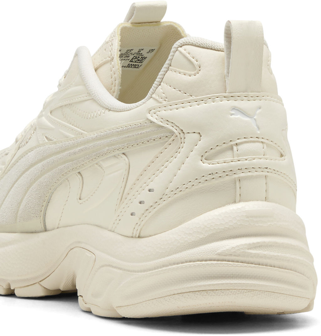 Кроссовки взрослые