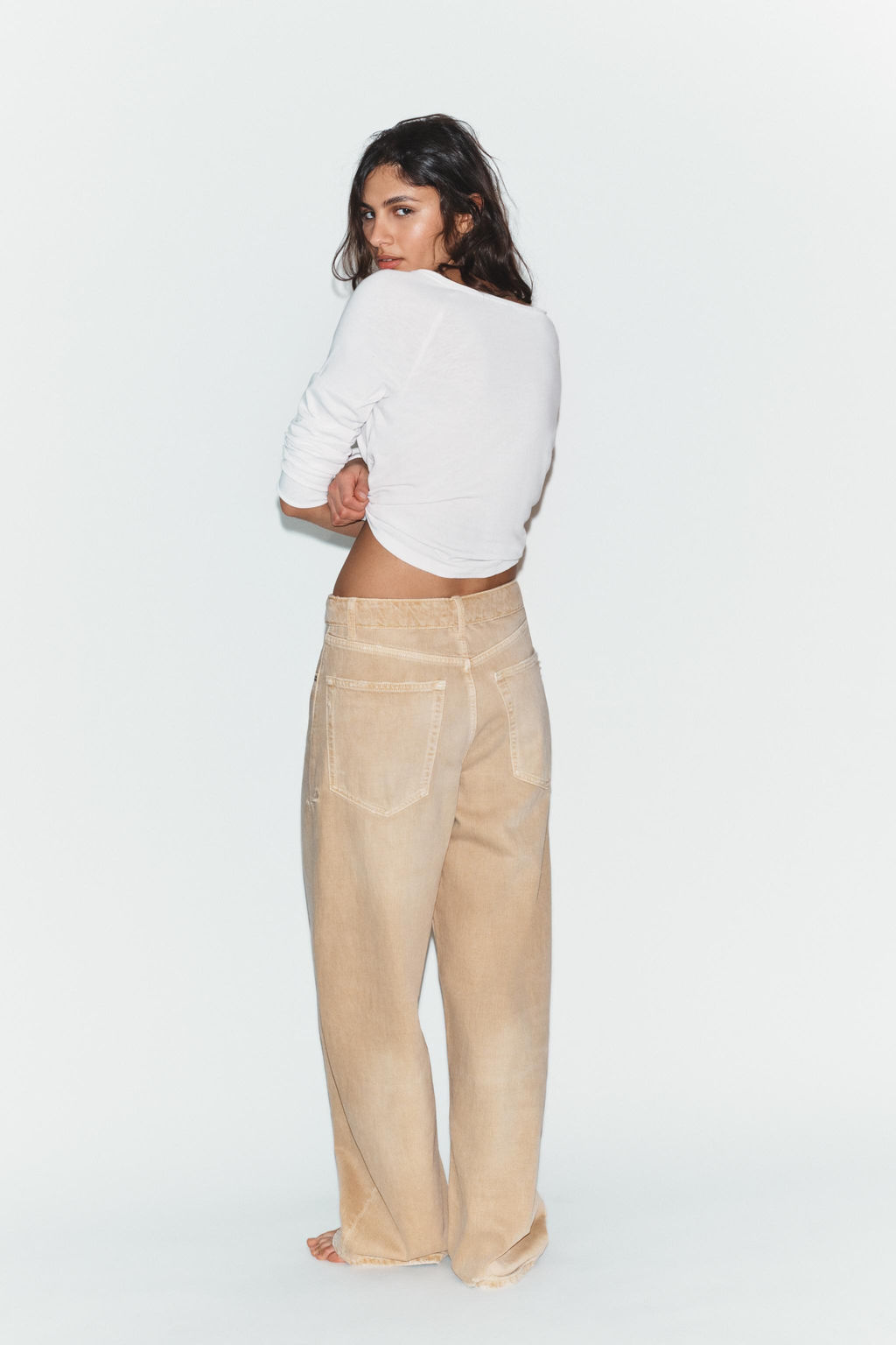 JEANS CINTURA DOBLADA TRF TIRO MEDIO / Tostado - Zara фото 6