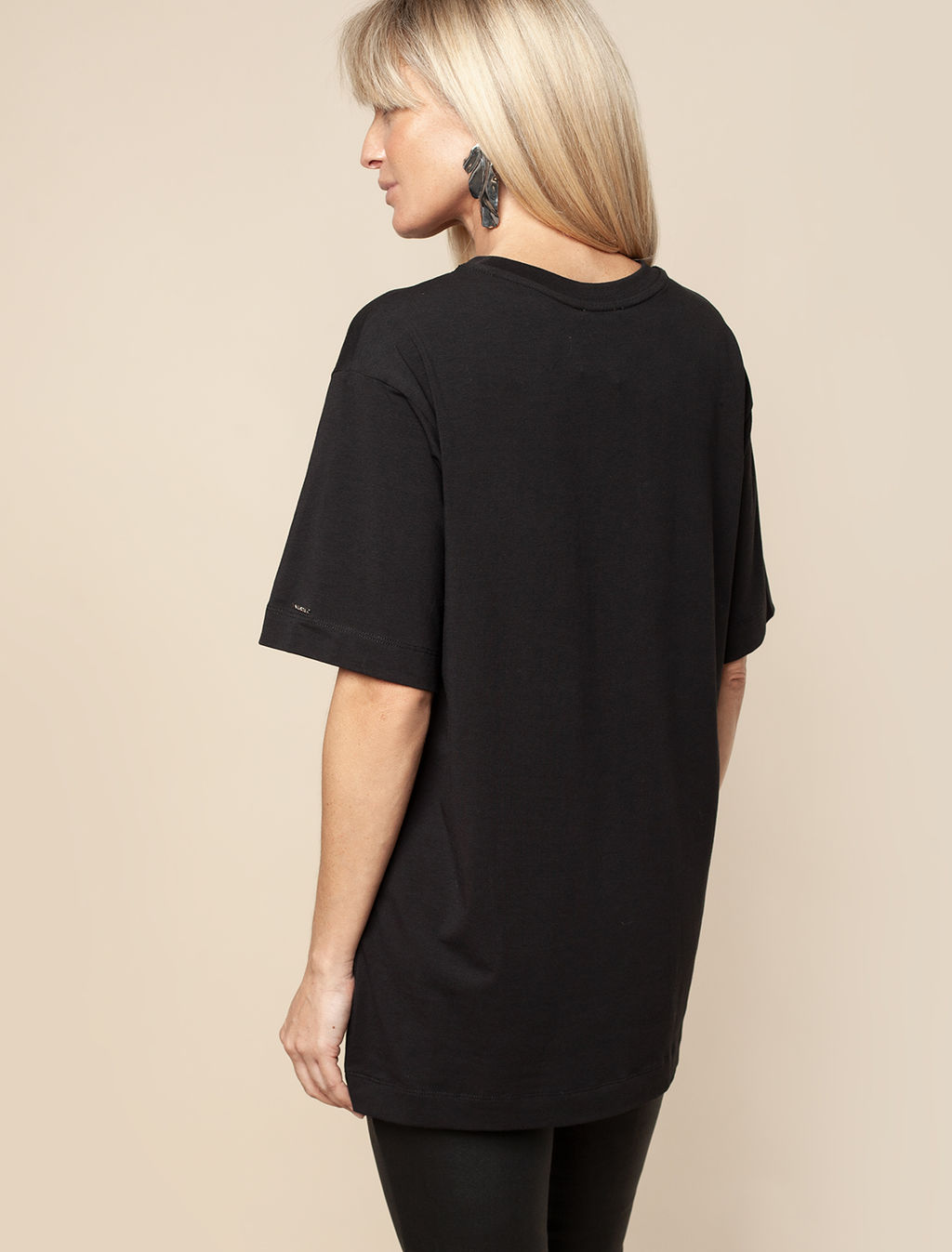 VILATTE / Футболка из премиального хлопка с авторским принтом пайетками  фото 8