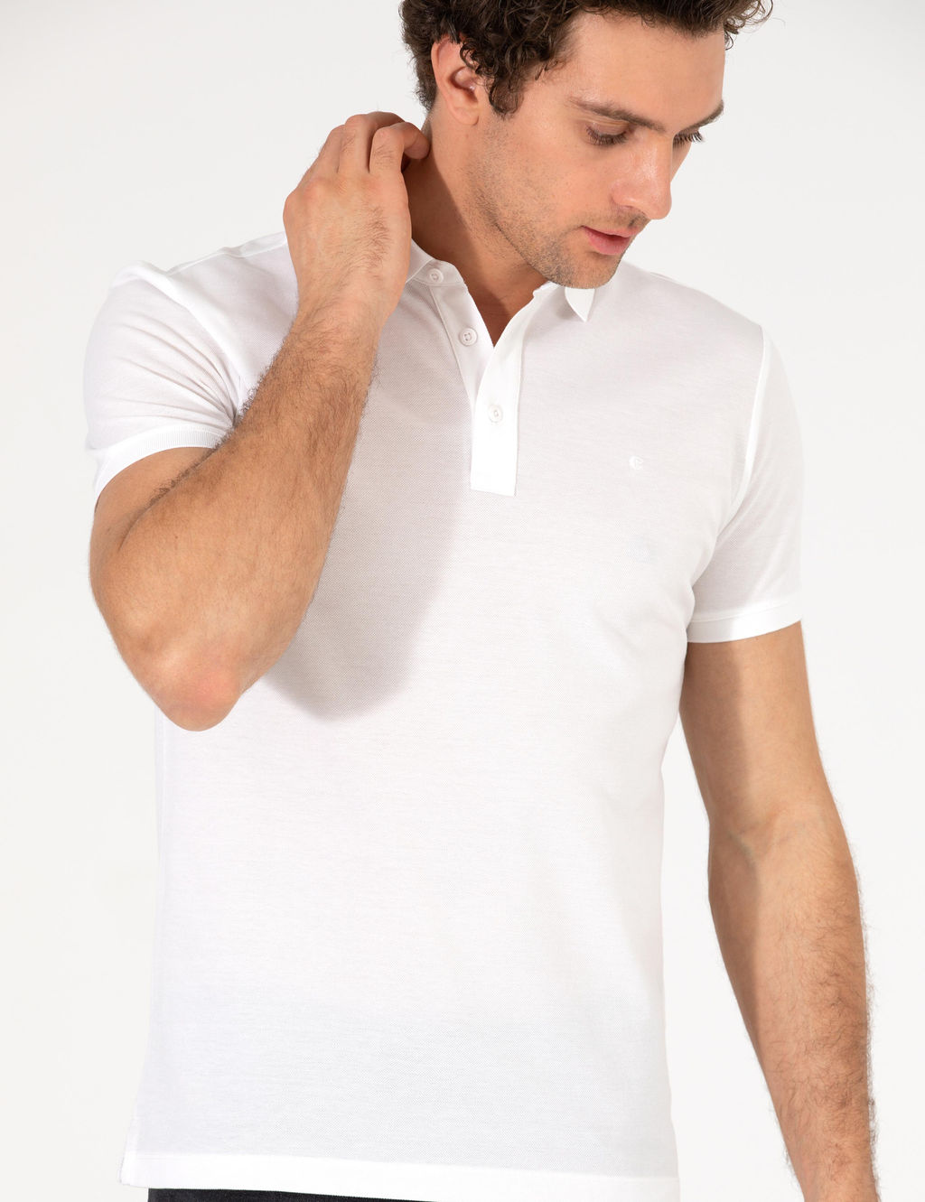 Белая базовая футболка узкого кроя с воротником поло из мерсеризованной ткани