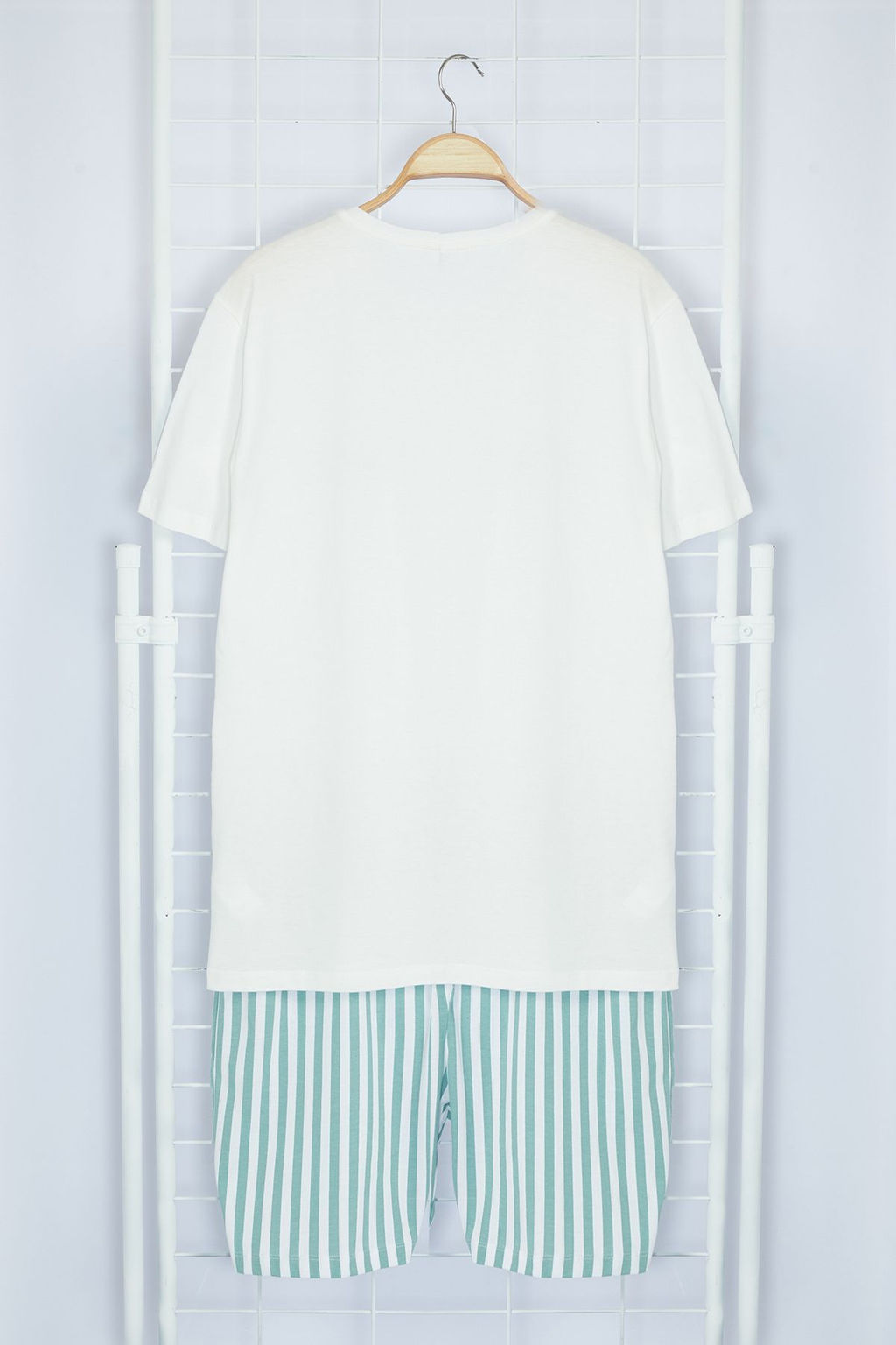 TRENDYOL MAN Mavi Ekru Cizgili Regular Fit Couple/Cift Orme Sortlu %100 Pamuklu Pijama Tak?m? TMNSS24PT00017 - Trendyolmilla фото 8