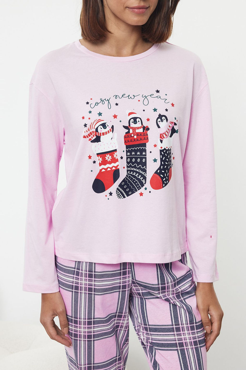 Trendyolmilla Beyaz-Cok Renkli %100 Pamuklu K?s Temal? Ekoseli Orme Pijama Tak?m? THMAW25PT00121